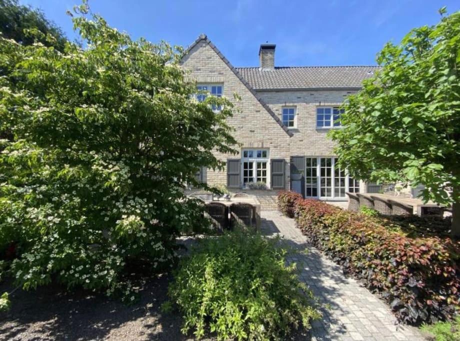 Sfeervol Familielandhuis In De Groene Kempen Baerle-Duc
