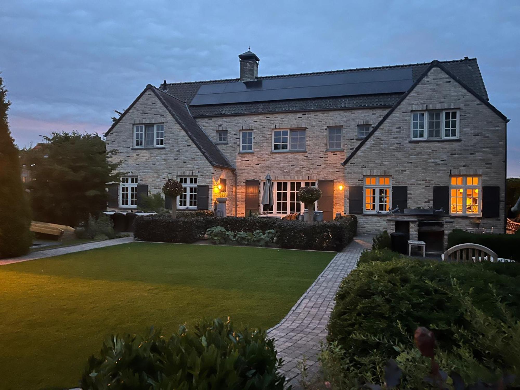 Sfeervol Familielandhuis In De Groene Kempen Hébergement de vacances *